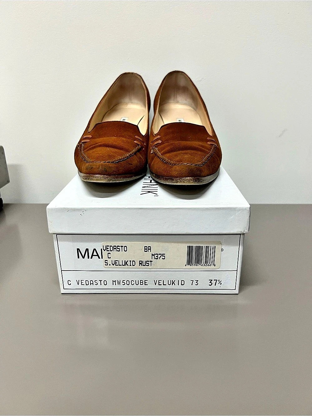 Manolo Blahnik Vedasto Suede Pump Brown Suede Loafer Pumps EU 37.5